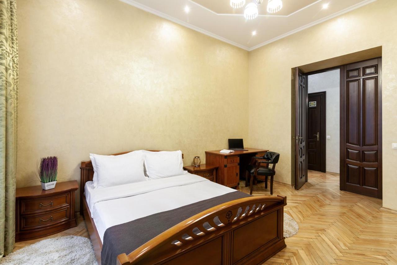 Alfa Apartments Levytskoho Lviv Exterior photo